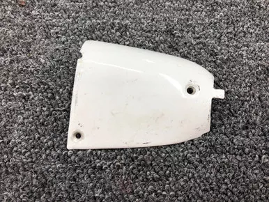 0723201-1 Cessna 172M Shield Wing Position Light LH